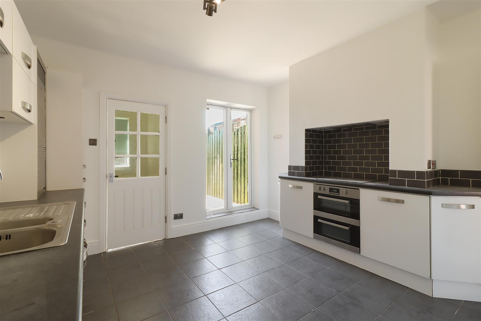 3 bed property in Knighton Street, Chesterfield